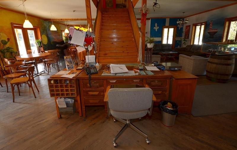 Auberge Jeunesse De Tadoussac Bagian luar foto