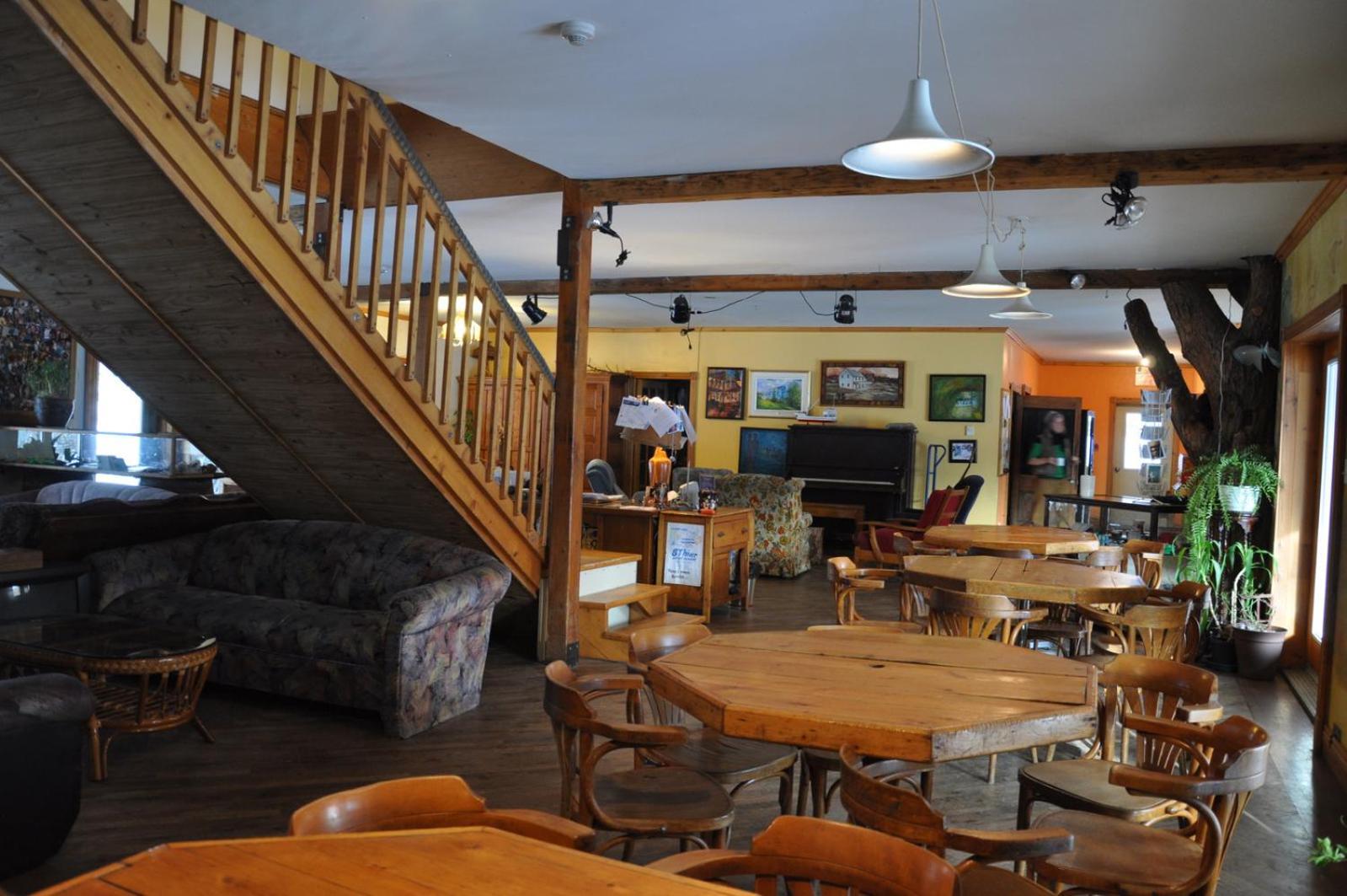 Auberge Jeunesse De Tadoussac Bagian luar foto