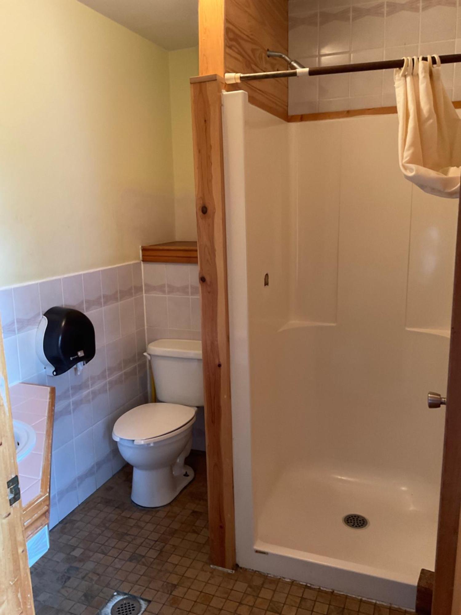 Auberge Jeunesse De Tadoussac Bagian luar foto